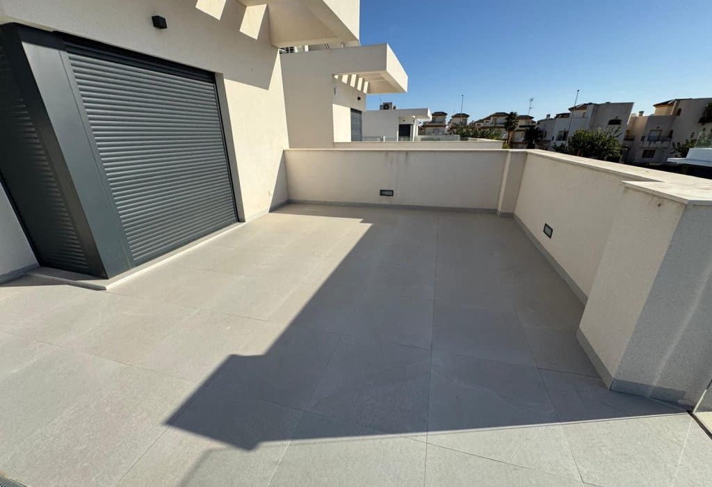 3 bedroom Villa for sale in San Fulgencio with pool - € 430,000 (Ref: 9254067)