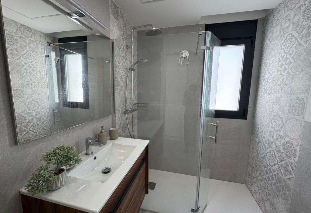 3 bedroom Villa for sale in San Fulgencio with pool - € 430,000 (Ref: 9254067)