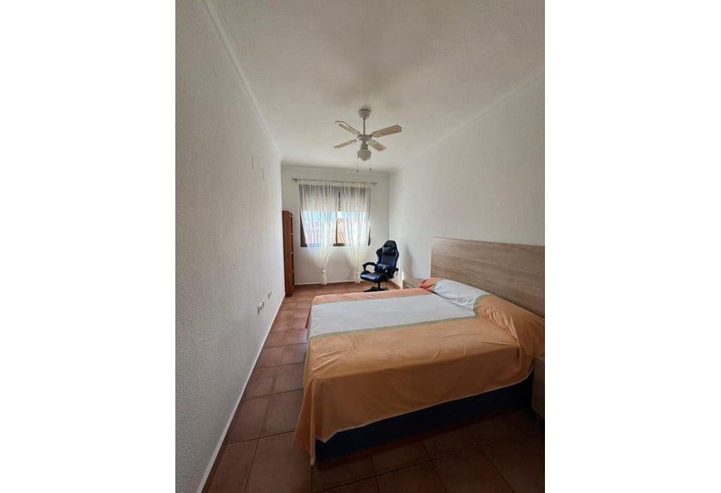 4 makuuhuone Omakotitalo myytävänä paikassa San Fulgencio - 215 000 € (Ref: 9295892)