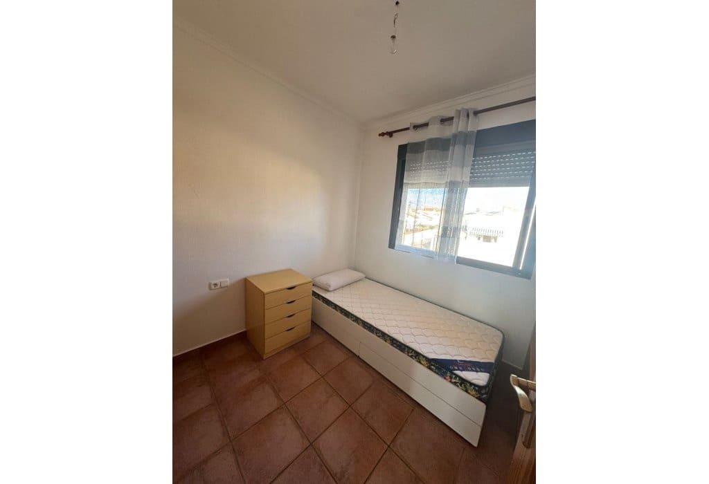 4 makuuhuone Omakotitalo myytävänä paikassa San Fulgencio - 215 000 € (Ref: 9295892)