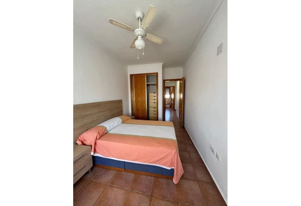 4 makuuhuone Omakotitalo myytävänä paikassa San Fulgencio - 215 000 € (Ref: 9295892)