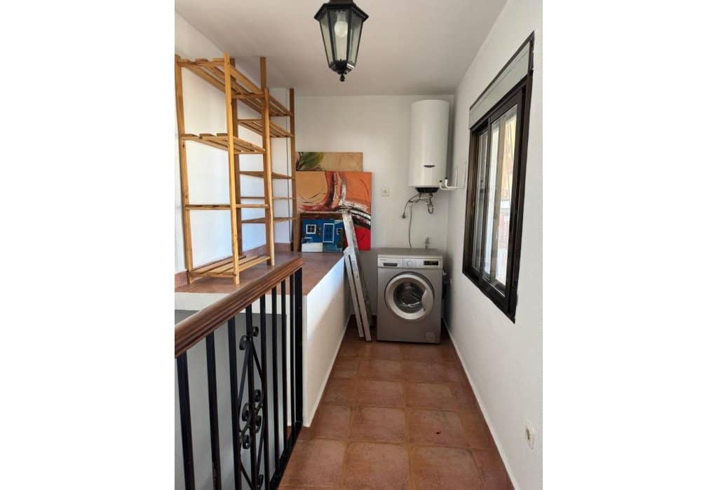 4 makuuhuone Omakotitalo myytävänä paikassa San Fulgencio - 215 000 € (Ref: 9295892)