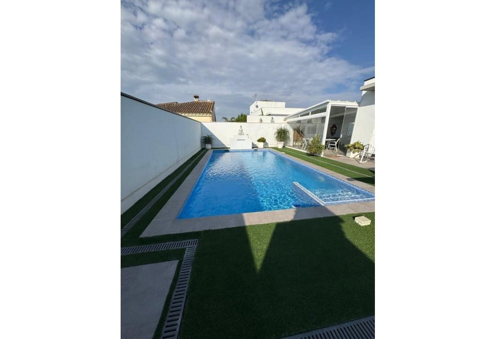 3 quarto Moradia para venda em Formentera del Segura com piscina - 549 000 € (Ref: 9322280)