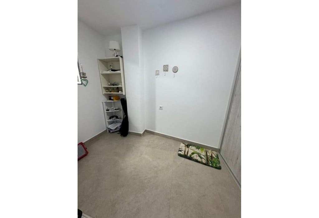 2 slaapkamer Appartement te koop in Guardamar del Segura - € 135.000 (Ref: 9347926)