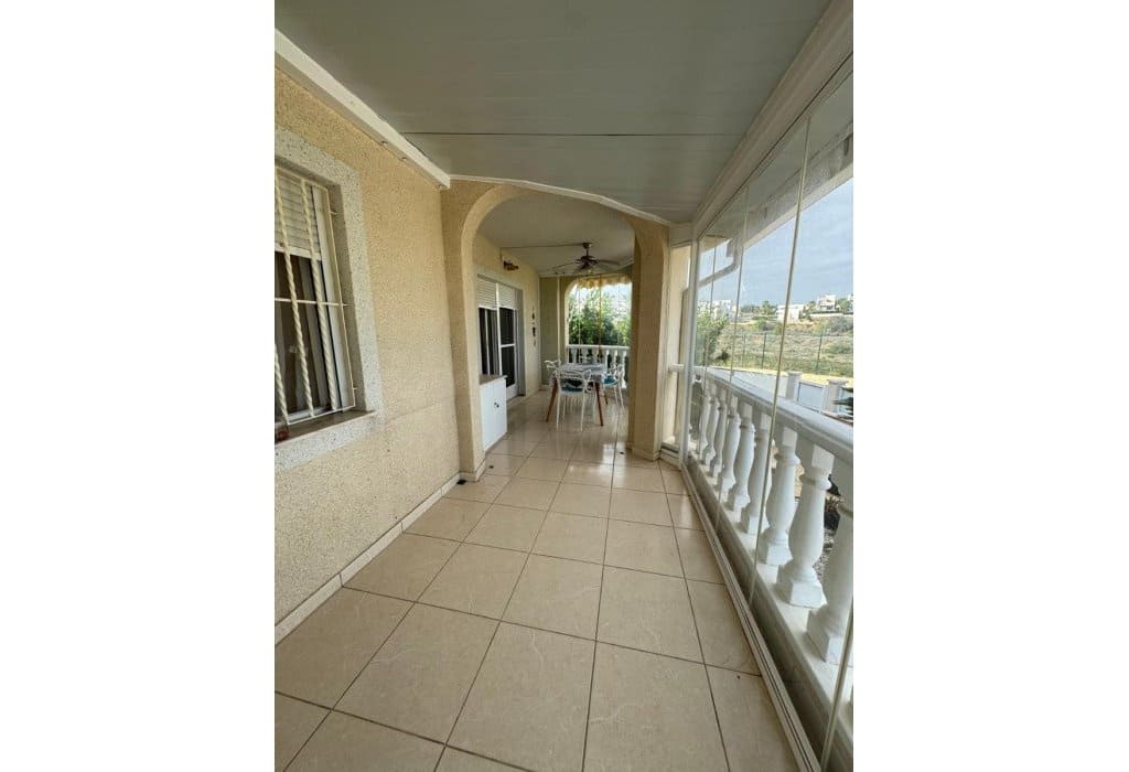 5 soverom Villa til salgs i Benijofar med svømmebasseng - € 300 000 (Ref: 9373667)