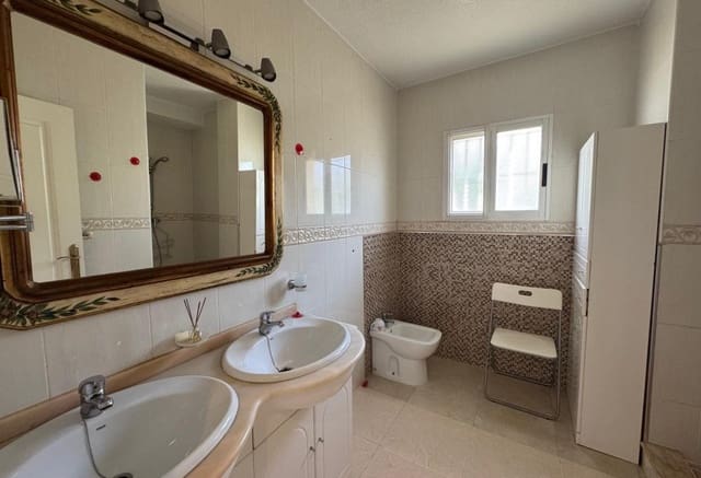 5 chambre Villa/Maison à vendre à Benijófar avec piscine - 300 000 € (Ref: 9373667)