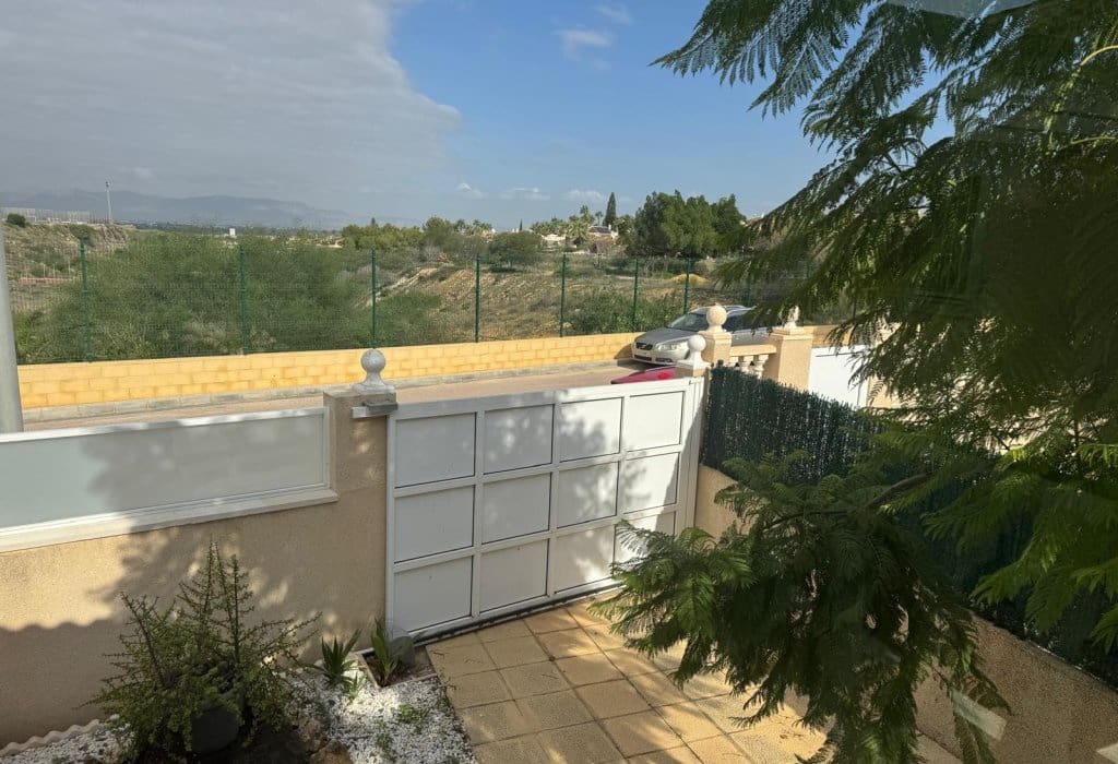 5 soverom Villa til salgs i Benijofar med svømmebasseng - € 300 000 (Ref: 9373667)