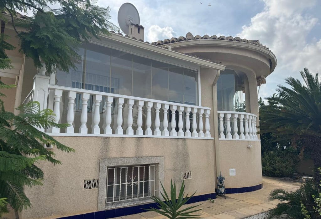 5 soverom Villa til salgs i Benijofar med svømmebasseng - € 300 000 (Ref: 9373667)