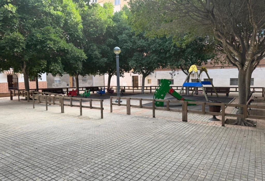 2 bedroom Apartment for sale in La Marina - € 155,000 (Ref: 9419480)