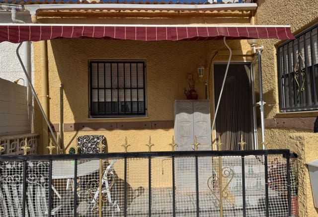 Casa de 4 habitaciones en San Fulgencio en venta - 120.000 € (Ref: 9545916)