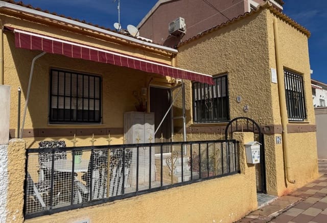 Casa de 4 habitaciones en San Fulgencio en venta - 120.000 € (Ref: 9545916)