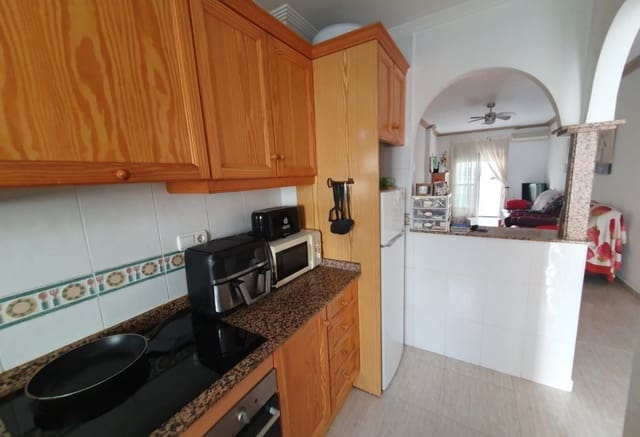 2 makuuhuone Huoneisto myytävänä paikassa Almoradí mukana uima-altaan - 82 000 € (Ref: 9553094)