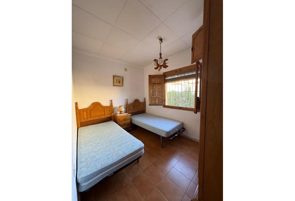 Chalet de 3 habitaciones en San Fulgencio en venta con piscina - 189.000 € (Ref: 9672232)