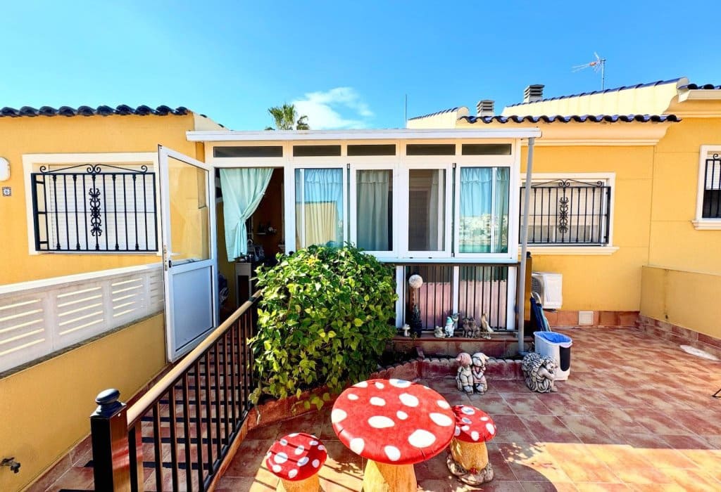 2 sovrum Lägenhet till salu i San Fulgencio med pool - 170 000 € (Ref: 9675922)