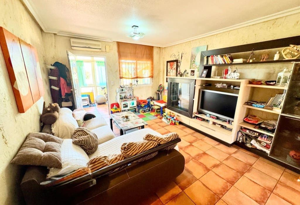 2 sovrum Lägenhet till salu i San Fulgencio med pool - 170 000 € (Ref: 9675922)