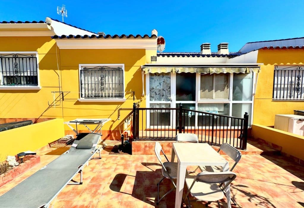 2 sovrum Lägenhet till salu i San Fulgencio med pool - 170 000 € (Ref: 9675922)