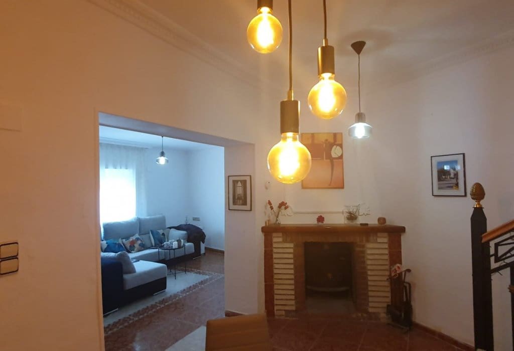 3 bedroom Townhouse for sale in Sax - € 92,000 (Ref: 9730872)