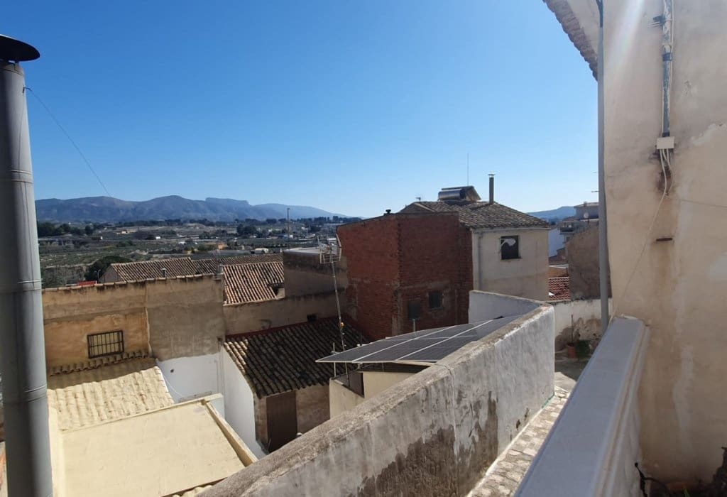 3 bedroom Townhouse for sale in Sax - € 92,000 (Ref: 9730872)