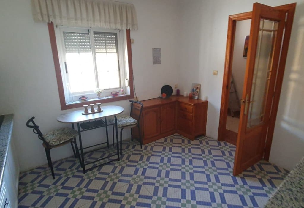 3 bedroom Townhouse for sale in Sax - € 92,000 (Ref: 9730872)
