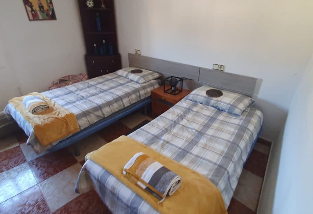 3 bedroom Townhouse for sale in Sax - € 92,000 (Ref: 9730872)