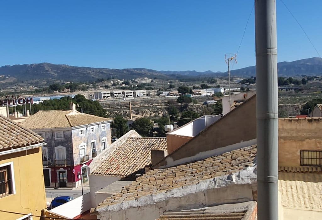3 bedroom Townhouse for sale in Sax - € 92,000 (Ref: 9730872)