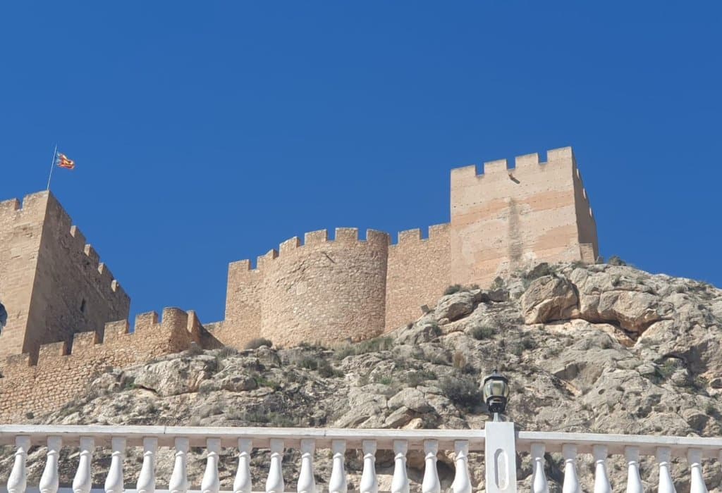 3 bedroom Townhouse for sale in Sax - € 92,000 (Ref: 9730872)