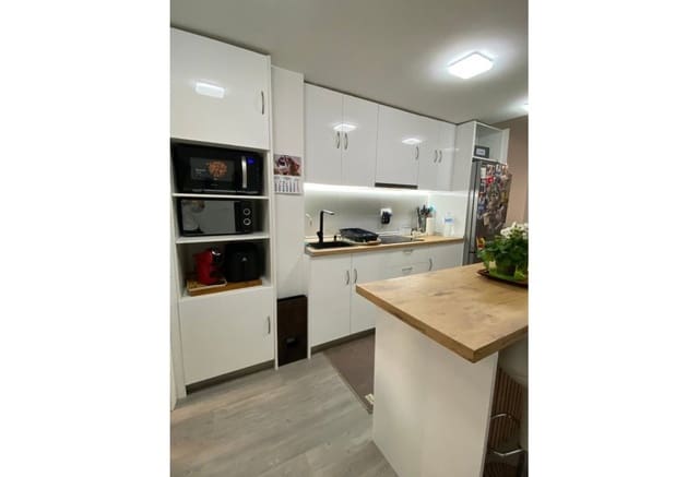 2 soveværelse Lejlighed til salg i La Marina del Pinet, Elche / Elx - € 179.000 (Ref: 9787008)