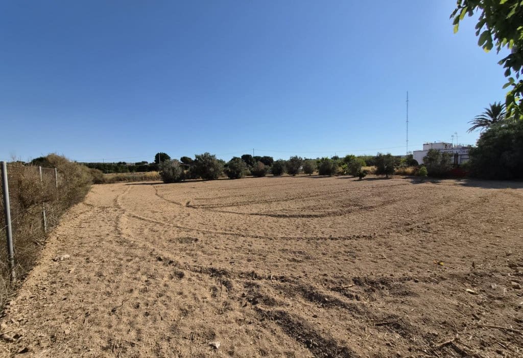 Finca/Landehus til salg i Guardamar del Segura - € 49.900 (Ref: 9946124)