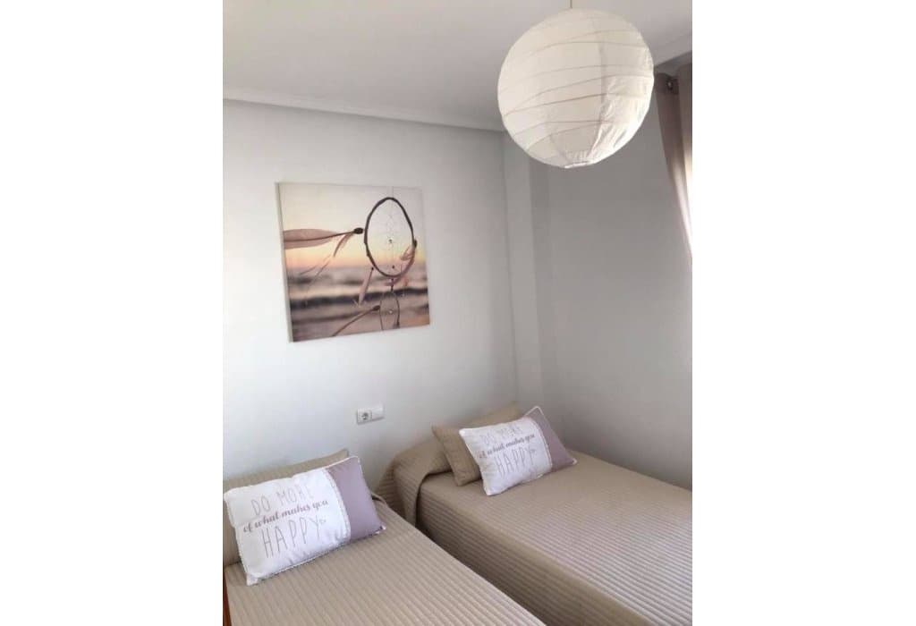 3 camera da letto Casa in vendita in Dona Pepa con piscina garage - 240.000 € (Rif: 9958330)