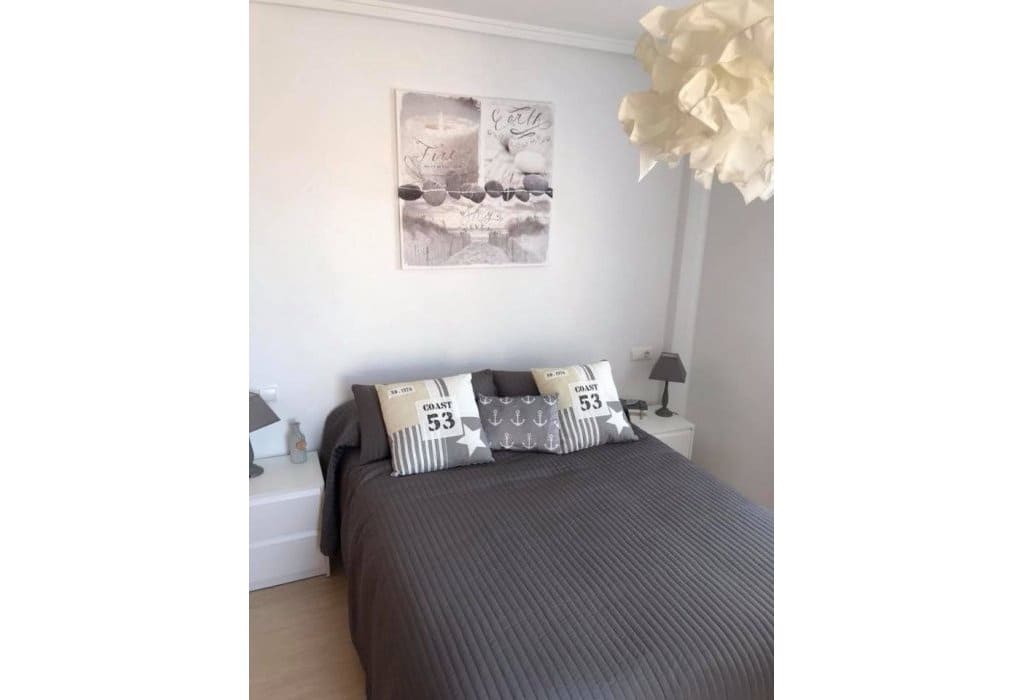 3 camera da letto Casa in vendita in Dona Pepa con piscina garage - 240.000 € (Rif: 9958330)