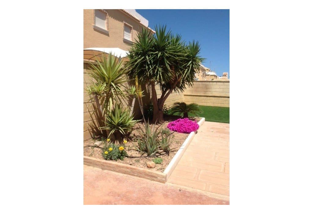 3 camera da letto Casa in vendita in Dona Pepa con piscina garage - 240.000 € (Rif: 9958330)