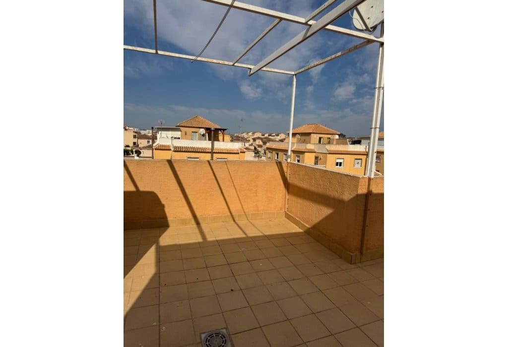 3 camera da letto Casa in vendita in Dona Pepa con piscina garage - 240.000 € (Rif: 9958330)