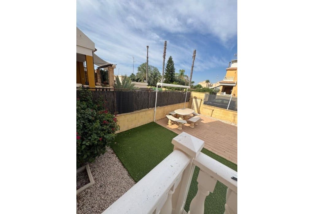 3 camera da letto Casa in vendita in Dona Pepa con piscina garage - 240.000 € (Rif: 9958330)