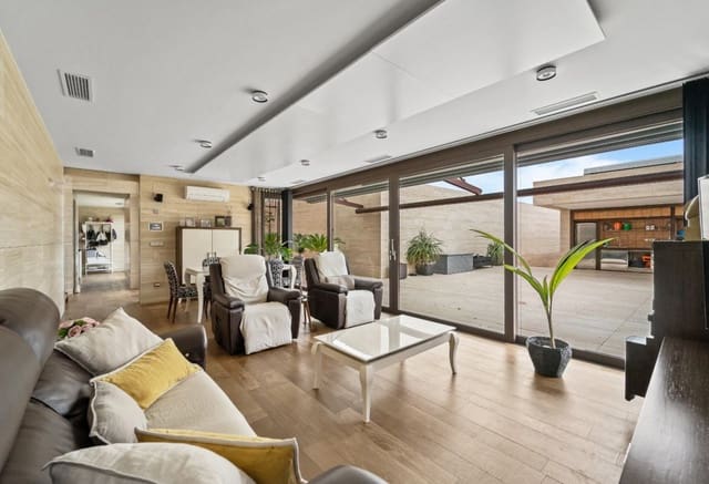 4 soveværelse Villa til salg i Novelda med swimmingpool garage - € 995.000 (Ref: 9976100)