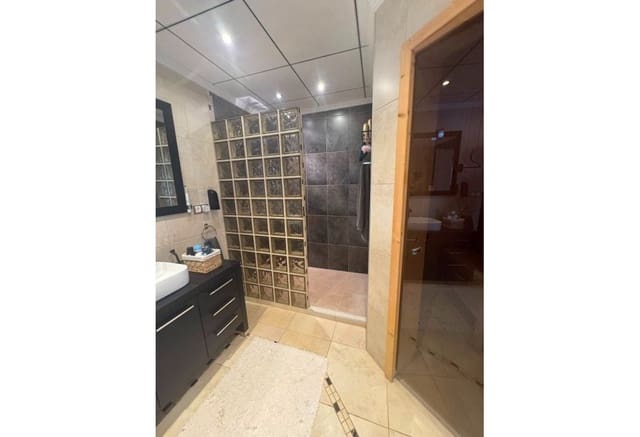 4 slaapkamer Villa te koop in San Fulgencio met zwembad garage - € 465.000 (Ref: 9983821)