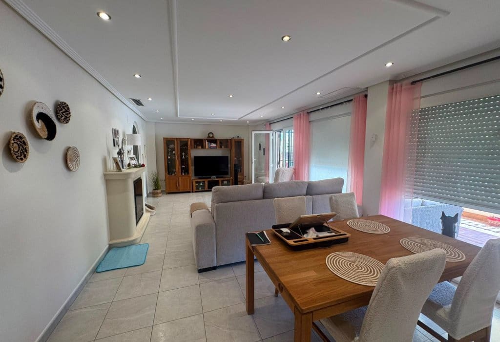 4 slaapkamer Villa te koop in San Fulgencio met zwembad garage - € 465.000 (Ref: 9983821)
