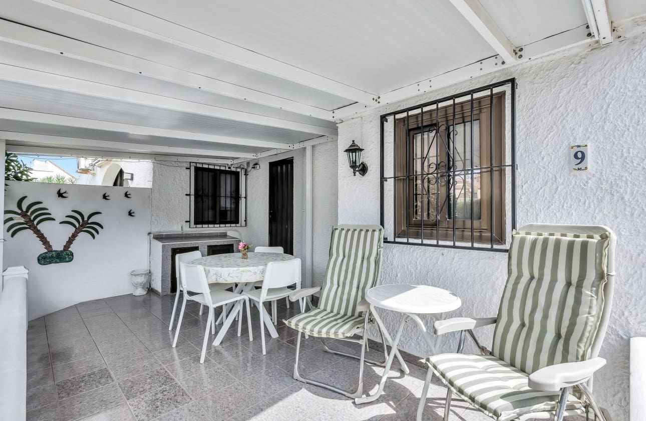 2 bedroom Townhouse for sale in Playa Flamenca - € 165,000 (Ref: 10017746)