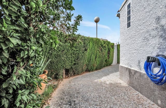 2 bedroom Townhouse for sale in Playa Flamenca, Orihuela - € 165,000 (Ref: 10017746)