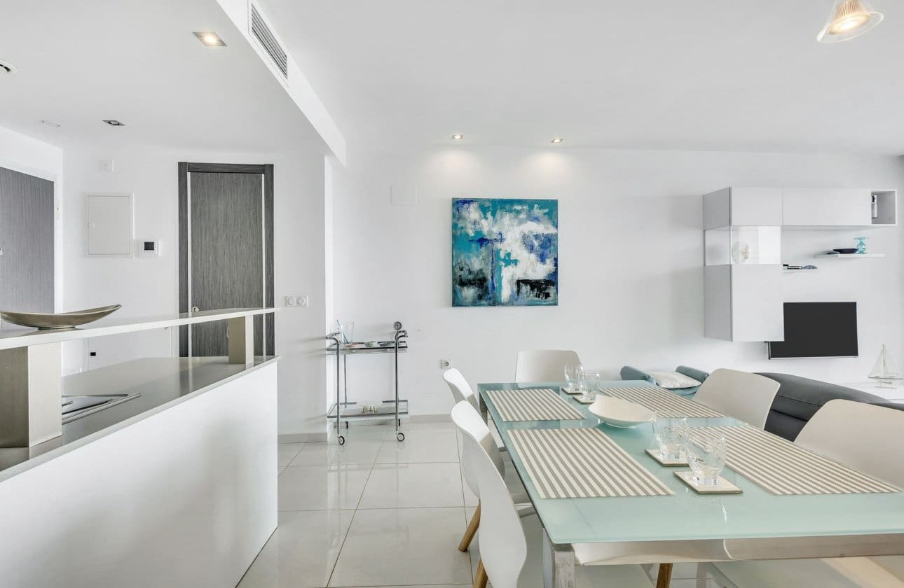 3 bedroom Apartment for sale in Punta Prima with pool garage - € 550,000 (Ref: 10017748)