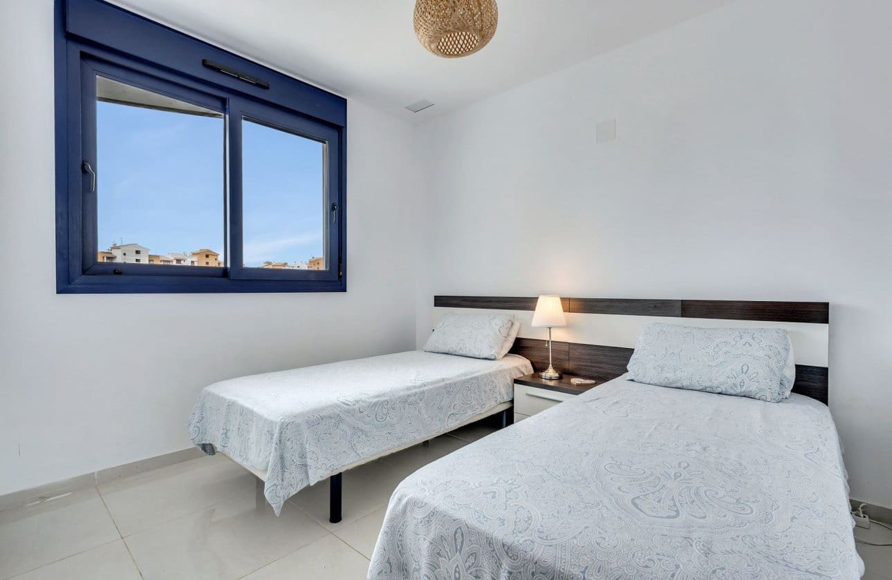 3 bedroom Apartment for sale in Punta Prima with pool garage - € 550,000 (Ref: 10017748)