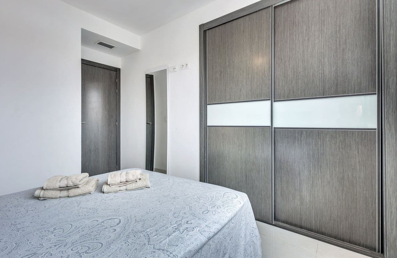 3 bedroom Apartment for sale in Punta Prima with pool garage - € 550,000 (Ref: 10017748)