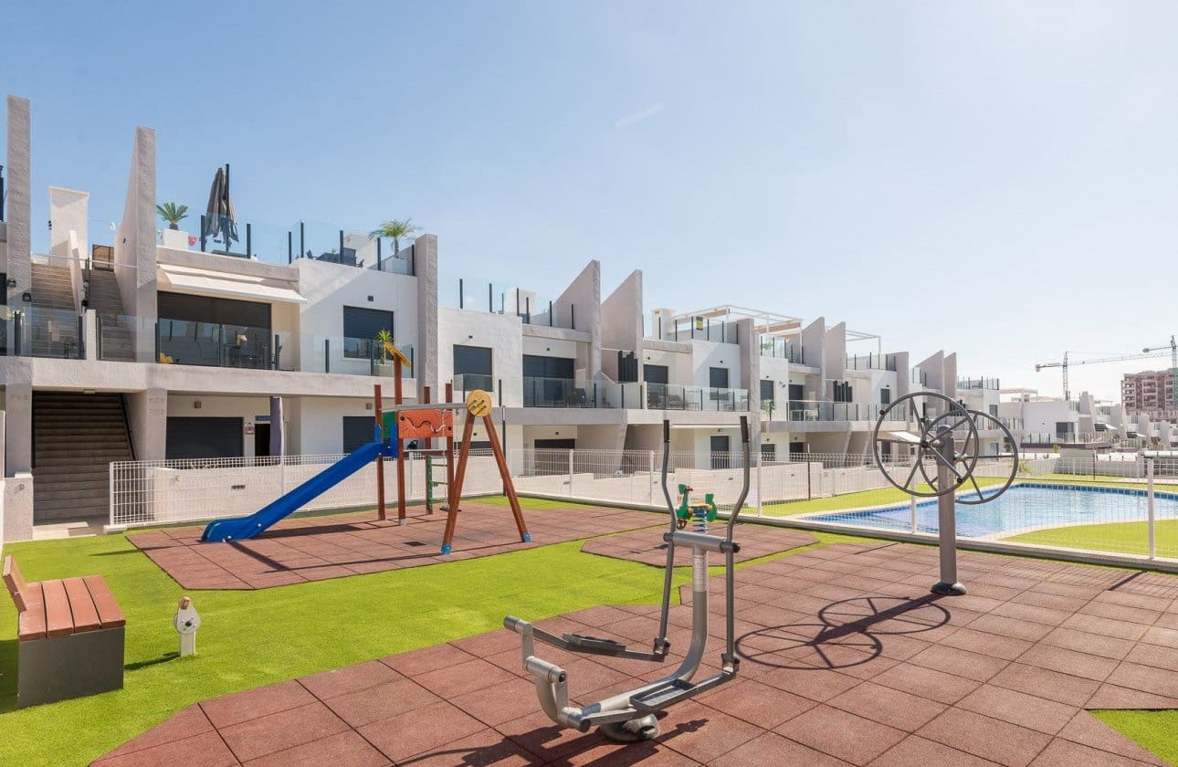 2 soverom Leilighet til salgs i San Miguel de Salinas med svømmebasseng - € 257 500 (Ref: 10017749)
