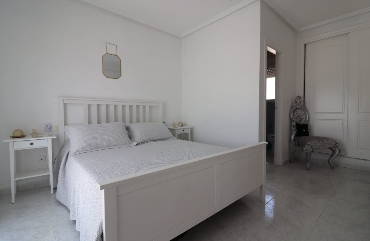 4 sovrum Villa till salu i Benijofar med pool garage - 390 000 € (Ref: 10031573)