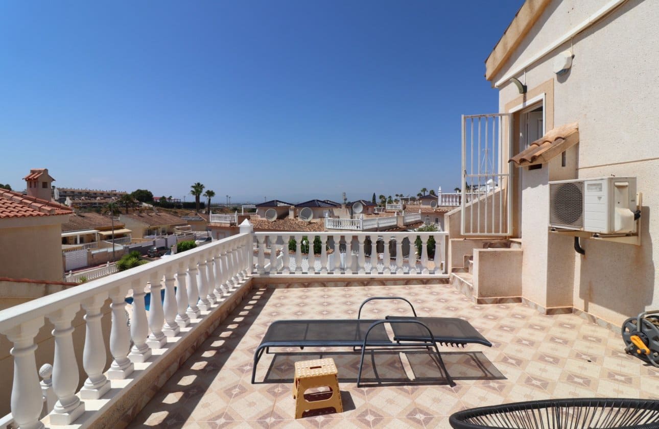 4 sovrum Villa till salu i Benijofar med pool garage - 390 000 € (Ref: 10031573)