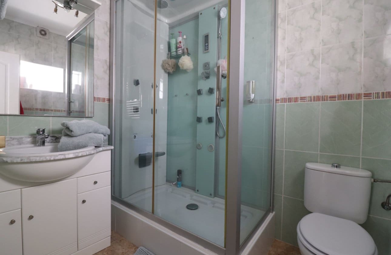 4 sovrum Villa till salu i Benijofar med pool garage - 390 000 € (Ref: 10031573)