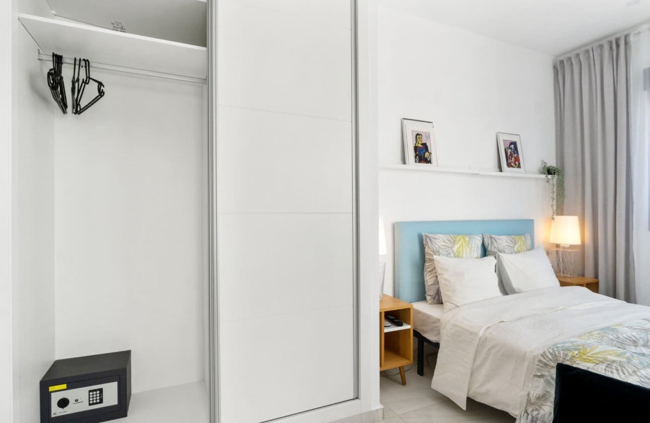 Casa de 3 habitaciones en Filipinas en venta con piscina - 325.000 € (Ref: 10031575)