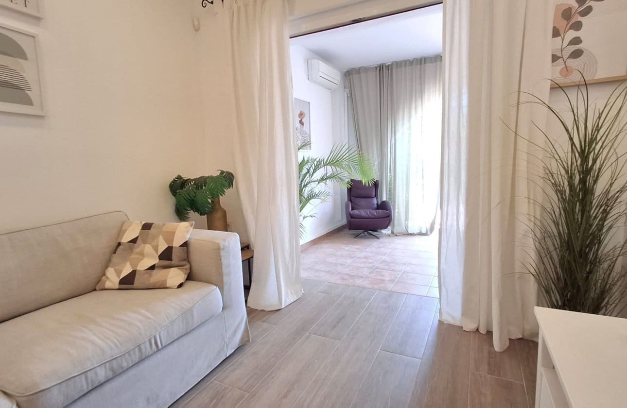 3 sypialnia Dom na sprzedaż w Playa Flamenca - 204 000 € (Ref: 10043370)