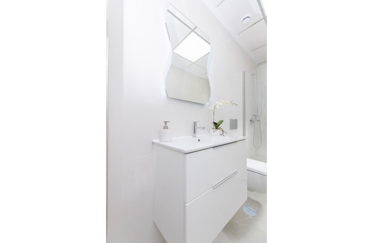 Bungalow de 3 habitaciones en San Miguel de Salinas en venta con piscina garaje - 425.000 € (Ref: 10043372)