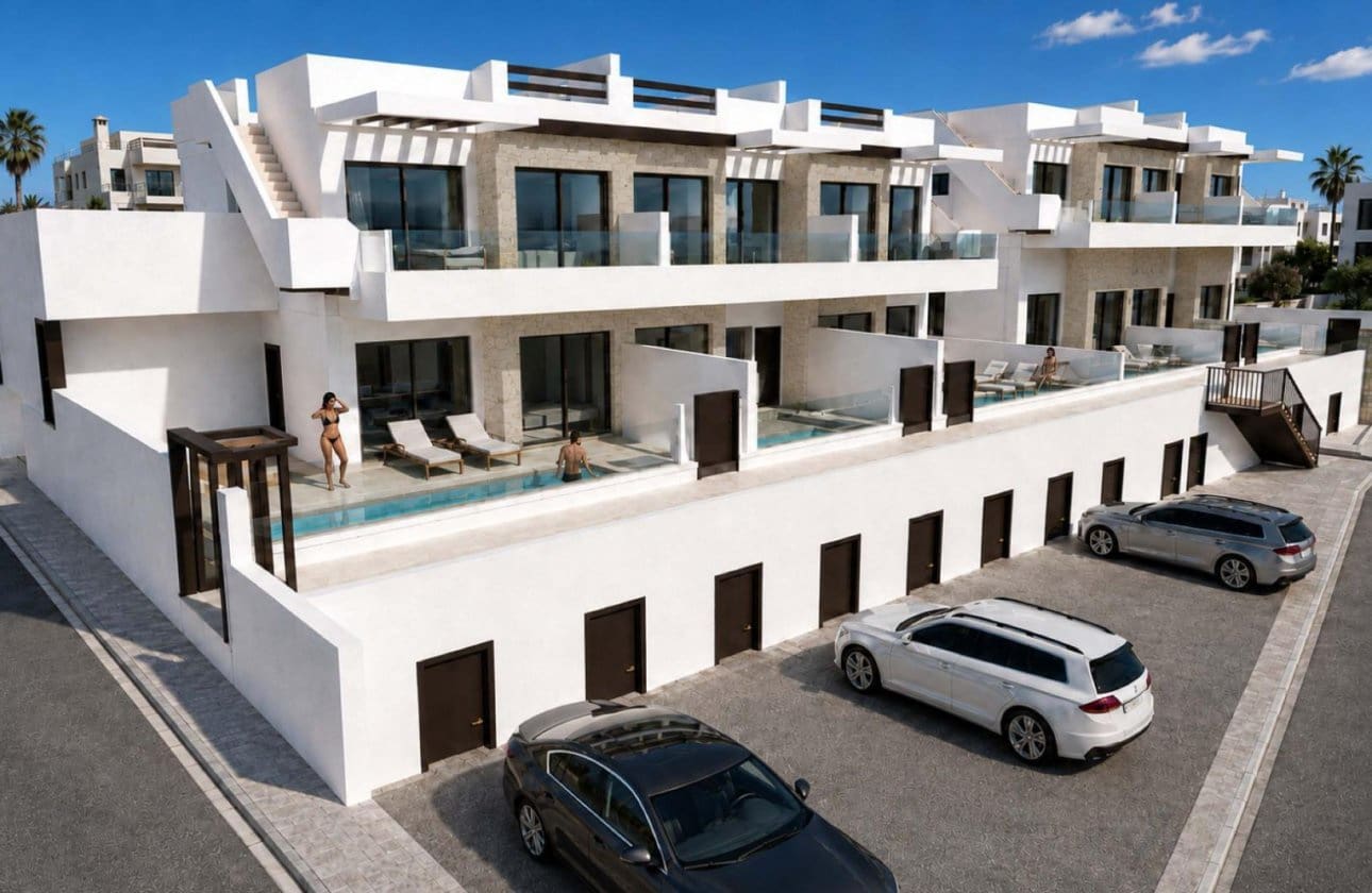 Bungalow de 3 habitaciones en San Miguel de Salinas en venta con piscina garaje - 425.000 € (Ref: 10043372)
