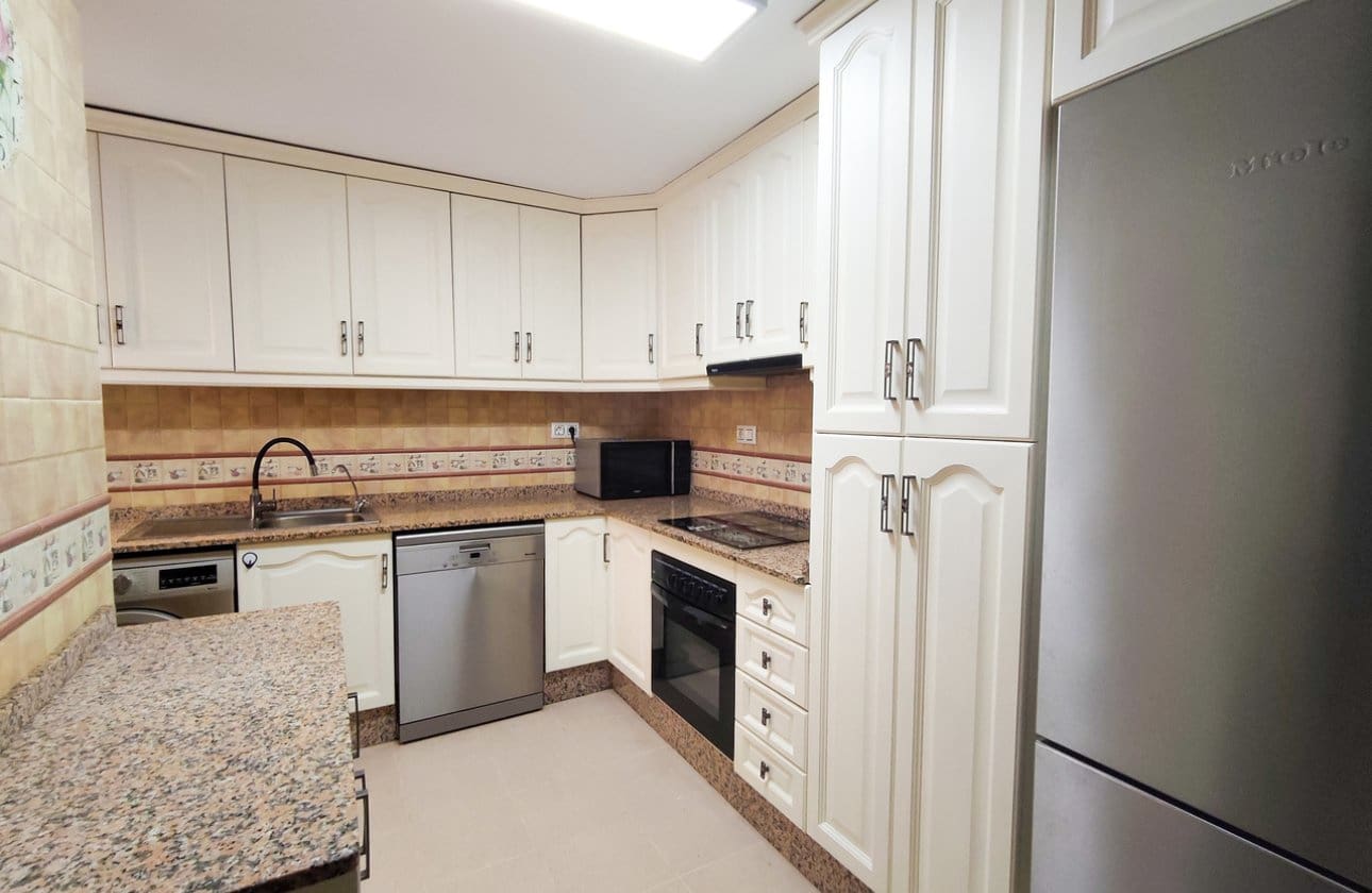3 makuuhuone Huoneisto myytävänä paikassa Torrevieja - 239 900 € (Ref: 10043374)